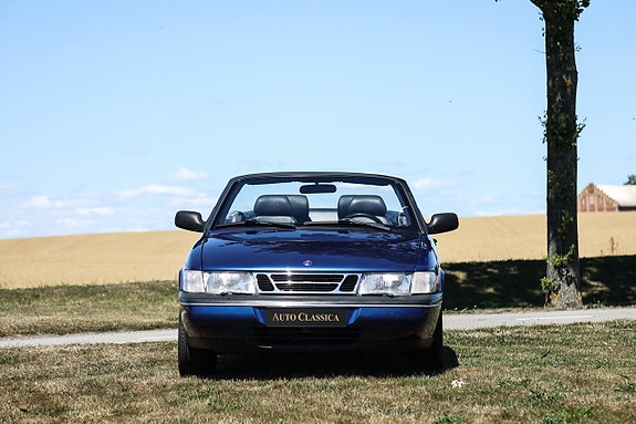 Saab 900 4 of 5