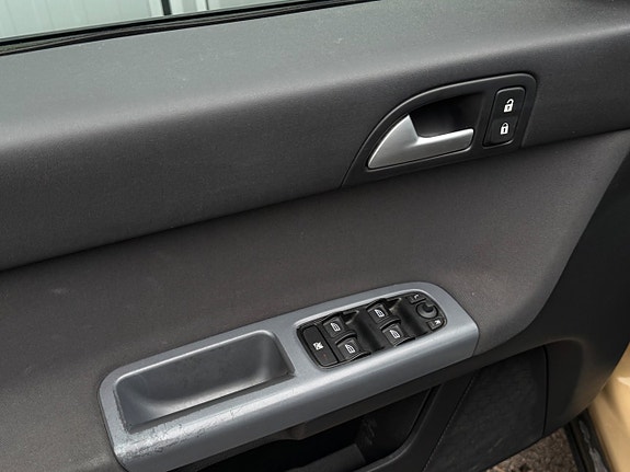 Volvo V50 7 of 13