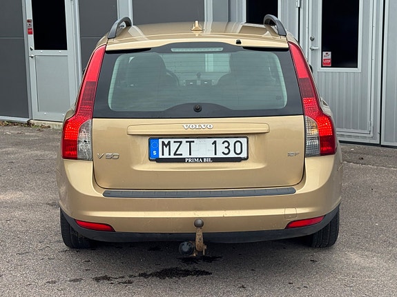 Volvo V50 5 of 5