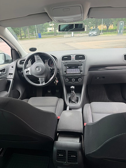 Volkswagen Golf VI 4 of 5