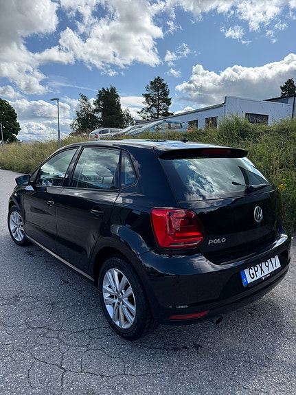 Volkswagen Polo 3 of 5