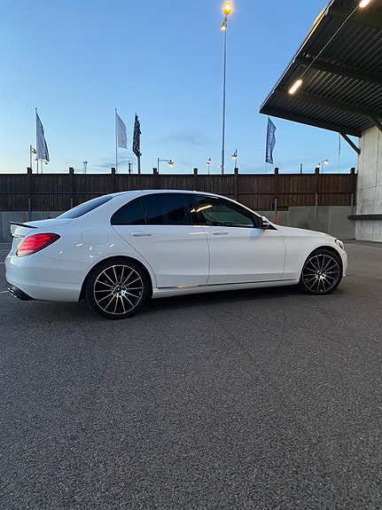Mercedes-Benz C220 d 10 of 21