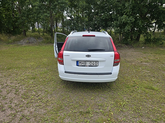 Kia Ceed 4 of 5