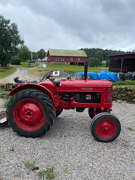 Volvo T24 3 of 4