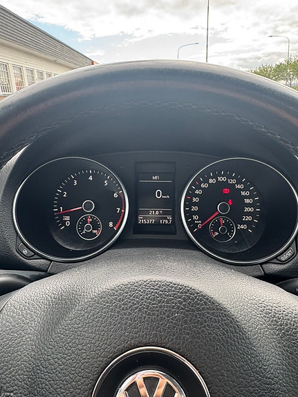 Volkswagen Golf VI 7 of 7