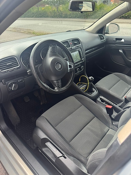 Volkswagen Golf VI 4 of 5