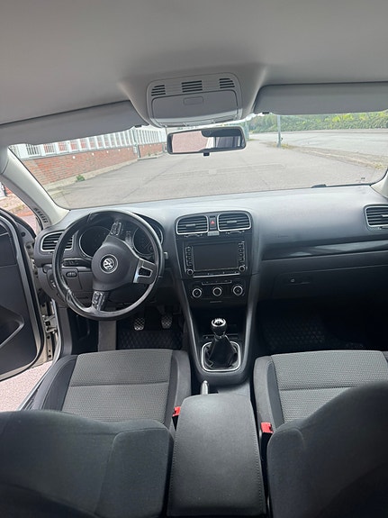 Volkswagen Golf VI 5 of 5