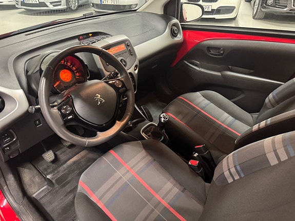 Peugeot 108 9 of 16