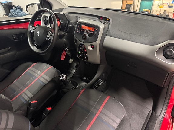 Peugeot 108 15 of 16