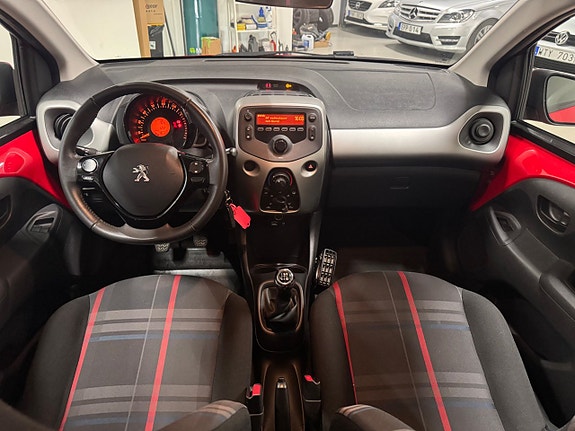 Peugeot 108 10 of 16