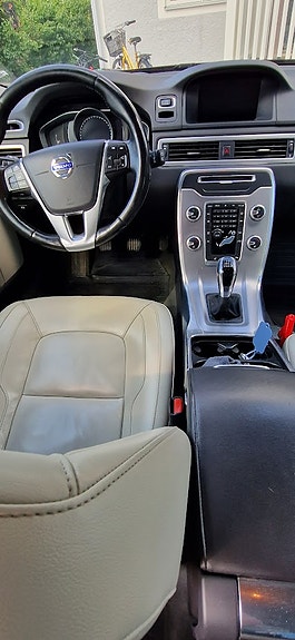 Volvo V70 5 of 8