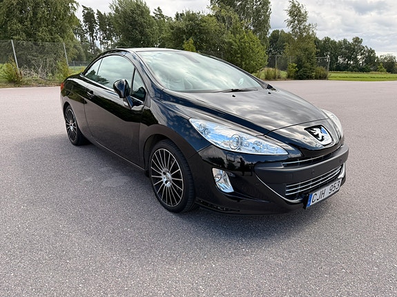 Peugeot 308 2 of 12
