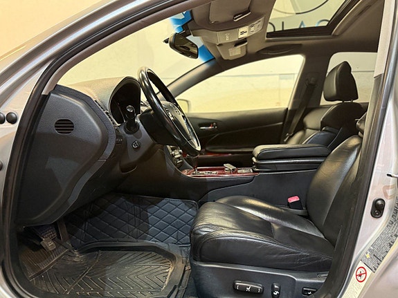 Lexus GS450h 11 of 21