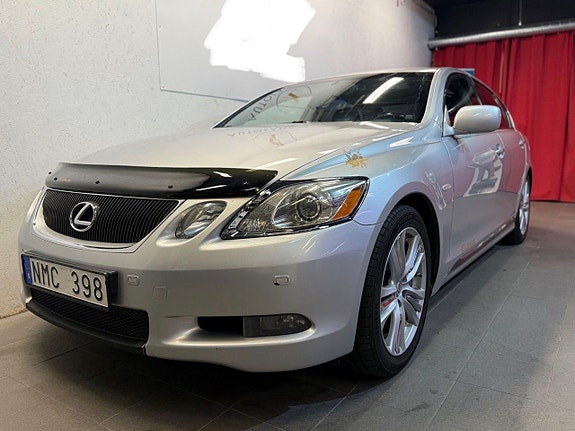 Lexus GS450h 2 of 5
