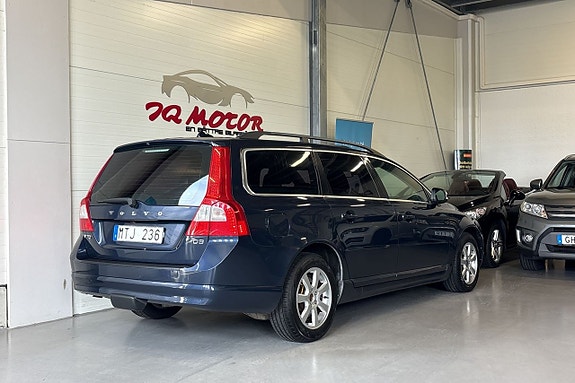 Volvo V70 5 of 5