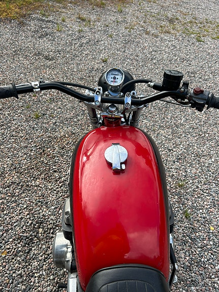 Honda CB 750 Four 3 of 3