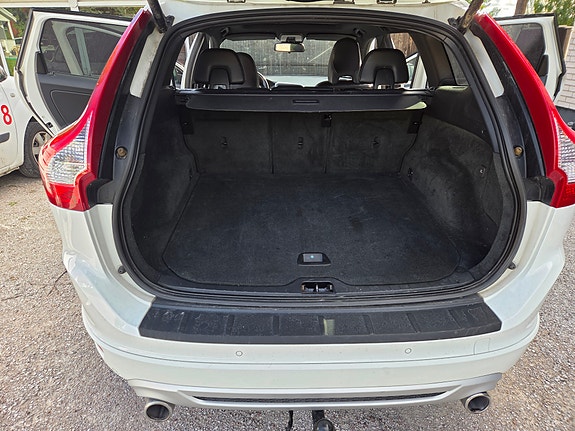 Volvo XC60 4 of 5