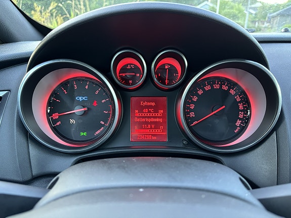 Opel Astra 6 of 7