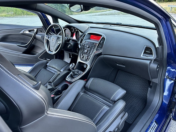 Opel Astra 4 of 7