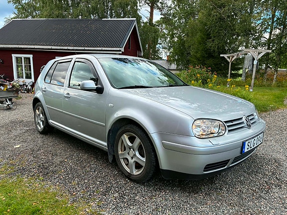 Volkswagen Golf IV 2 of 5