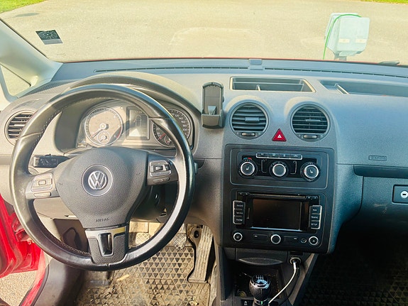 Volkswagen Caddy 3 of 3