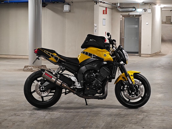 Yamaha FZ1-N VR46 G.P.R Slip-on 4 of 4