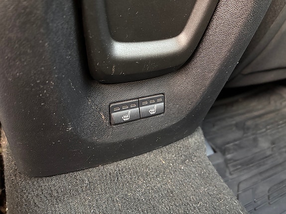 Volvo V40 17 of 22