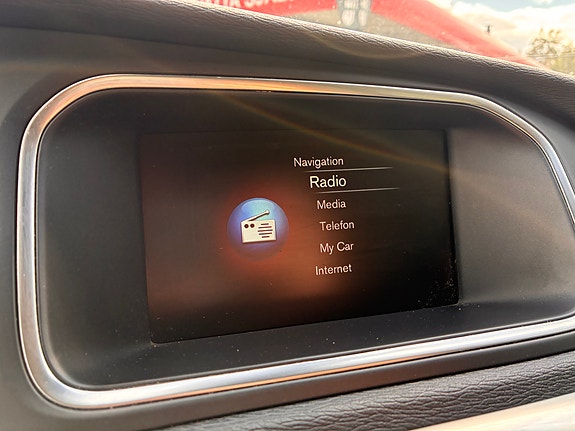 Volvo V40 13 of 22