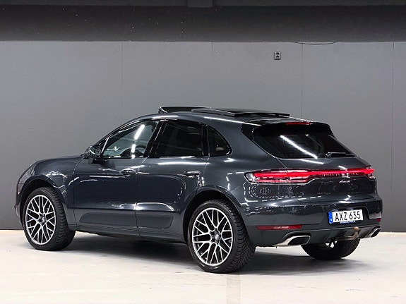 Porsche Macan 22 of 29