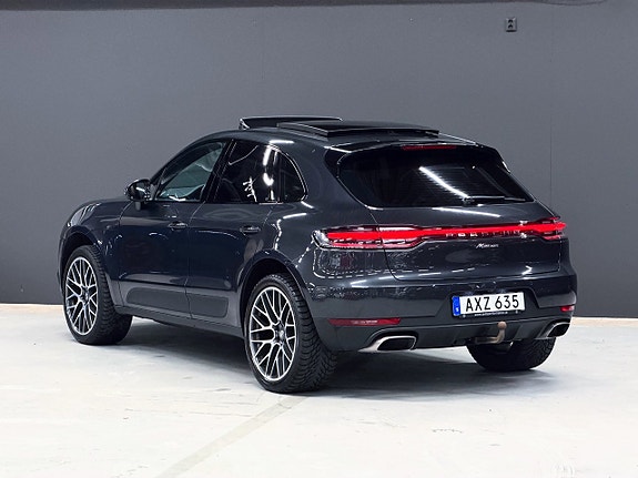 Porsche Macan 2 of 29