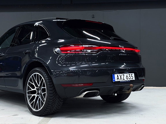 Porsche Macan 26 of 29