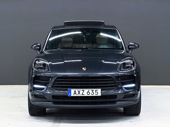 Porsche Macan 12 of 29