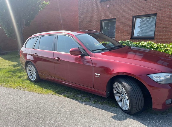 BMW 320d 2 of 6