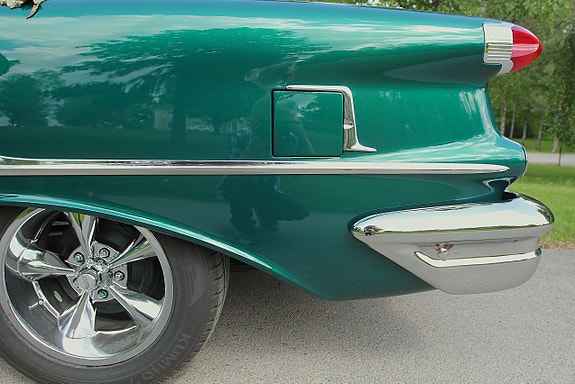 Oldsmobile 88 22 of 27