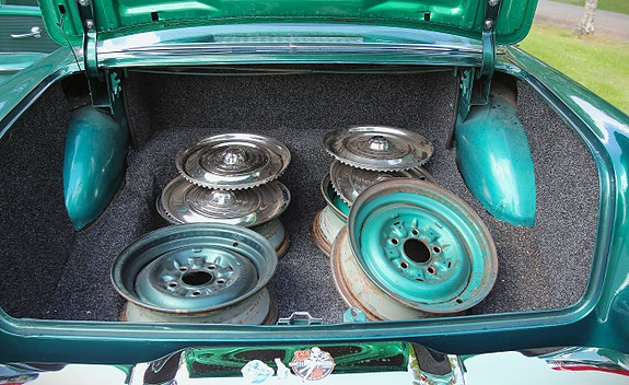 Oldsmobile 88 23 of 27