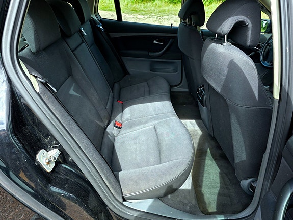 Saab 9-3 8 of 29