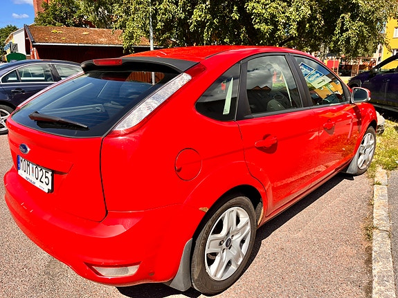 Ford Focus 3 of 5