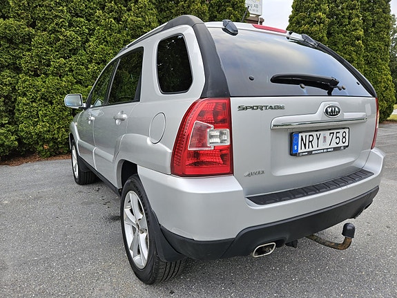 Kia Sportage 3 of 5
