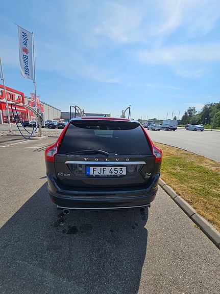 Volvo XC60 5 of 5