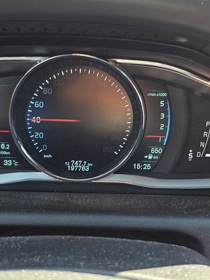 Volvo XC60 15 of 19