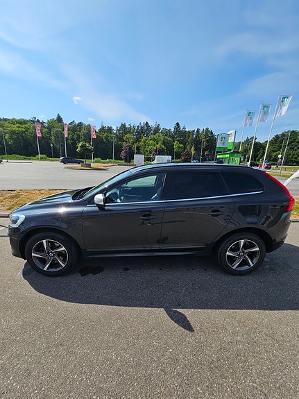Volvo XC60 11 of 19