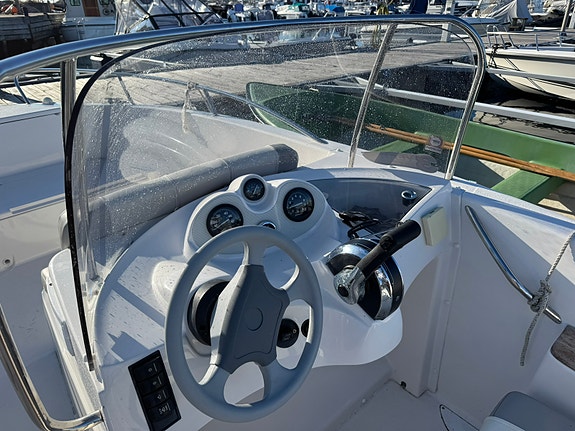 Quicksilver by Örnvik 500 CLX Commander 5 of 8