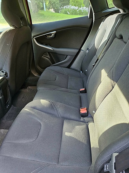Volvo V40 5 of 6