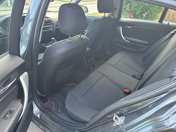 BMW 118d 5 of 5