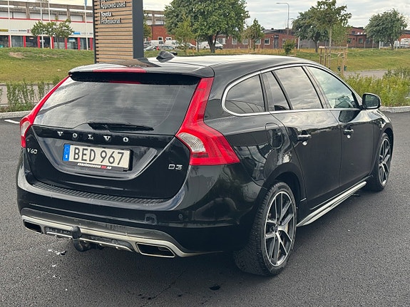 Volvo V60 5 of 5