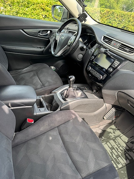 Nissan X-Trail 9 of 11