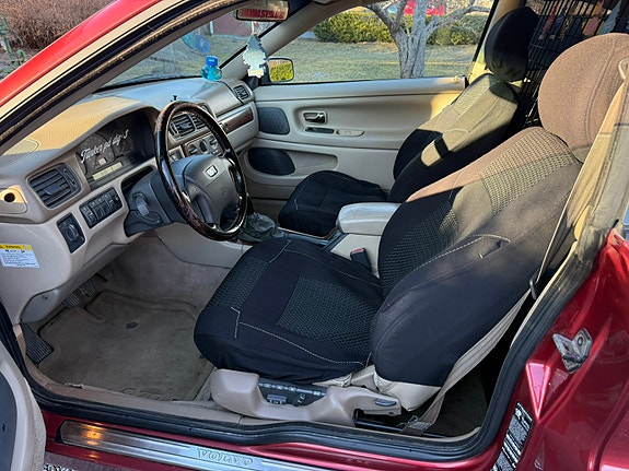 Volvo C70 12 of 14
