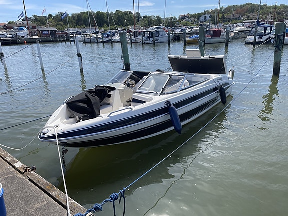 GLASTRON 205 GT-2010 2 of 5