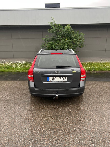Kia Ceed 4 of 4