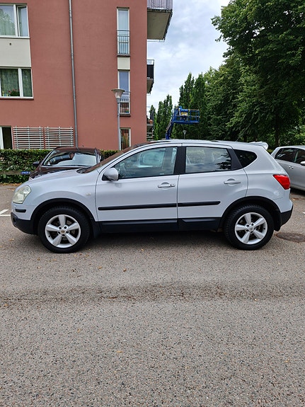 Nissan Qashqai 3 of 5